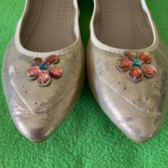 Guansitu Jeweled Ballet Flats 42 - Picture 3 of 7